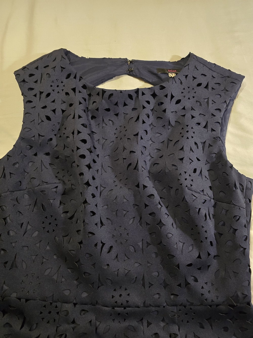 Trina Turk Navy Laser-Cut Asymmetrical Dress Size 6 - Picture 5 of 12